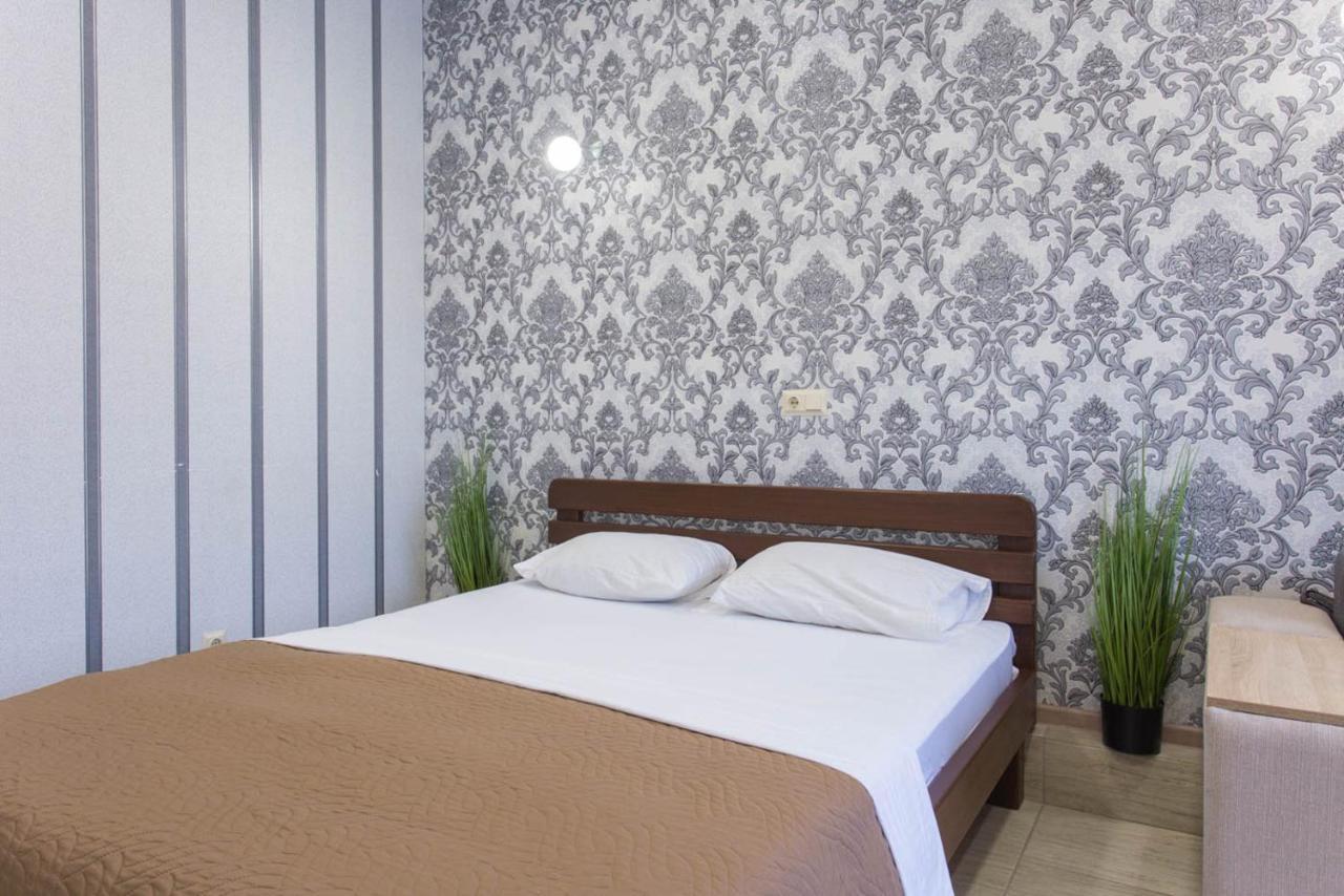 Апартаменти Well Located Studio - Yaroslavska Str. 21 Харків Екстер'єр фото