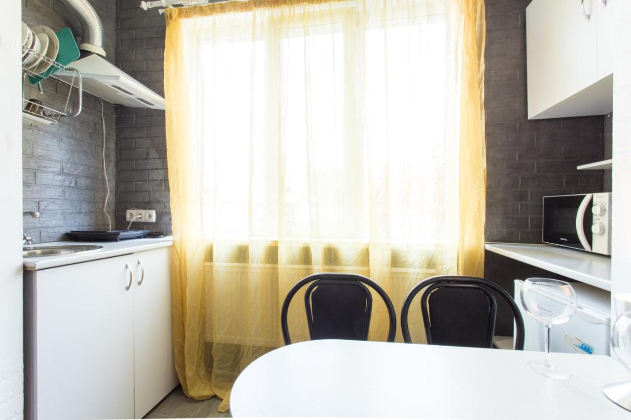 Апартаменти Well Located Studio - Yaroslavska Str. 21 Харків Екстер'єр фото