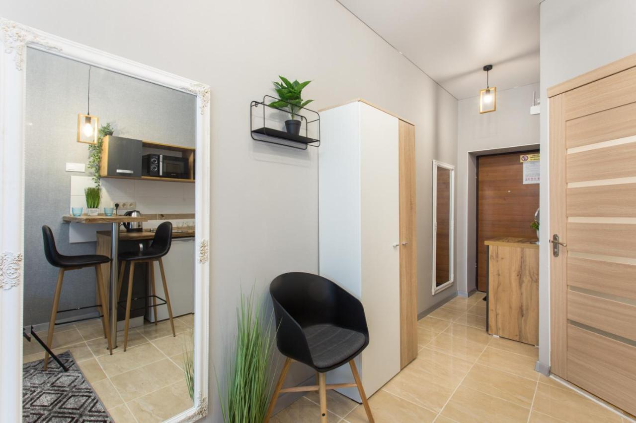 Апартаменти Well Located Studio - Yaroslavska Str. 21 Харків Екстер'єр фото